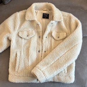 Abercrombie & Fitch Cream Sherpa Faux Shearling Trucker Jacket - Size XS